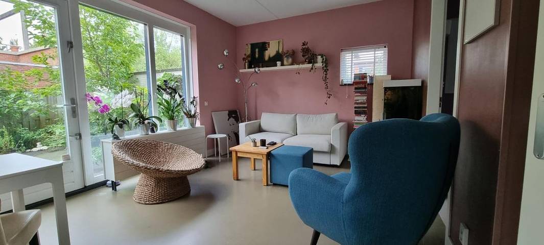 Vakantieappartement voor 2 personen, with Terras and Tuin as well as Uitzicht in Amsterdam Oost