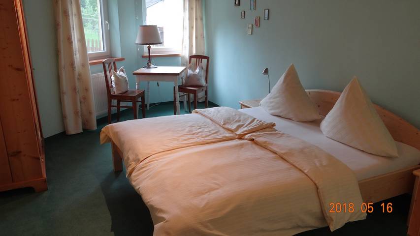 Ganze Ferienwohnung, Ferienwohnung Weitermann - Ferienwohnung mit 2 Schlafzimmern und Terrasse in Berg (Oberfranken), Landkreis Hof