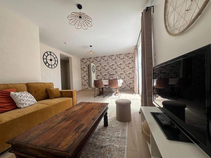 Gîte pour 4 personnes, avec terrasse et jardin à Berstett