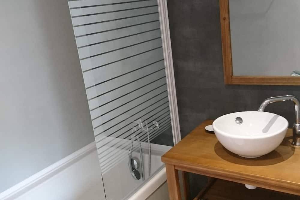 Apartamento entero, Gite De La Tour * * * *, Masaje De Relajación En El Spa in Langatte, Saarburg (Francia)