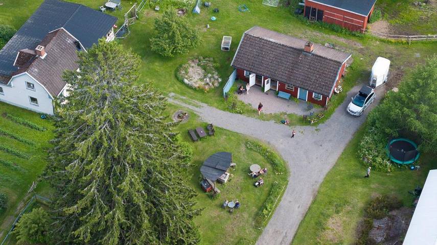 Ferienwohnung für 4 Personen, mit Garten und Terrasse, mit Haustier in Gullspang