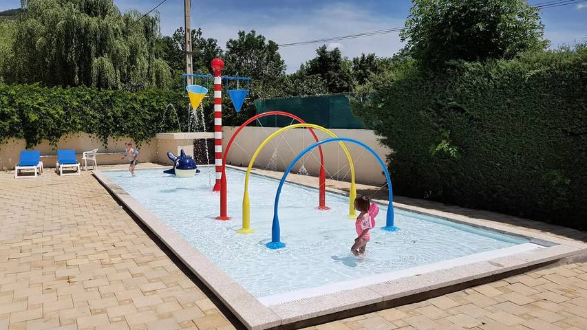 Bungalow für 4 Personen, mit Pool in Languedoc-Roussillon - 2