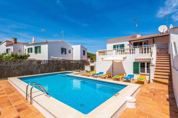 Villa in Es Mercadal, Coast of Menorca für 6 