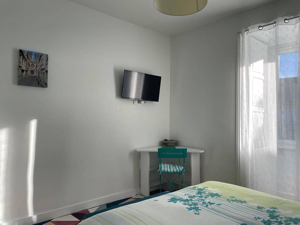 Twin Room in Laon, Aisne