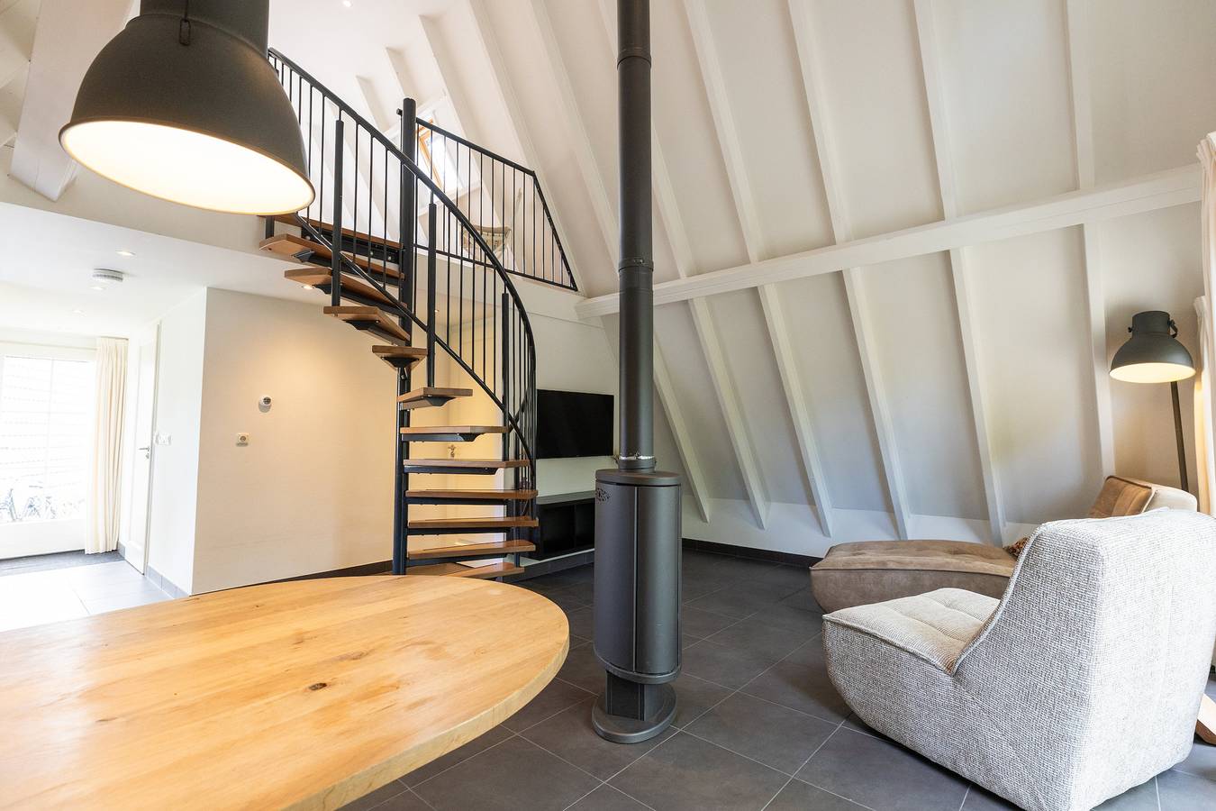 Hof van Salland Parkbeheer B.V. — Wellness Lodge met Sauna en Whirlpool | 2 pers. in Hellendoorn, Sallandse Heuvelrug