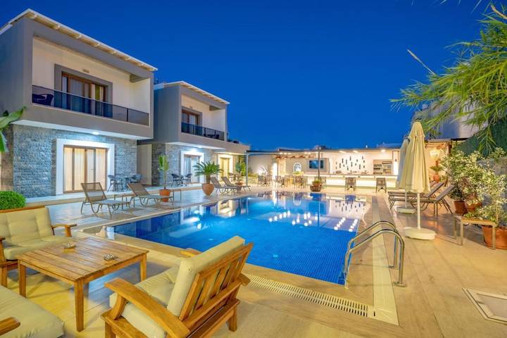 Apartmenthotel für 6 Personen, mit Ausblick und Pool sowie Garten - 1