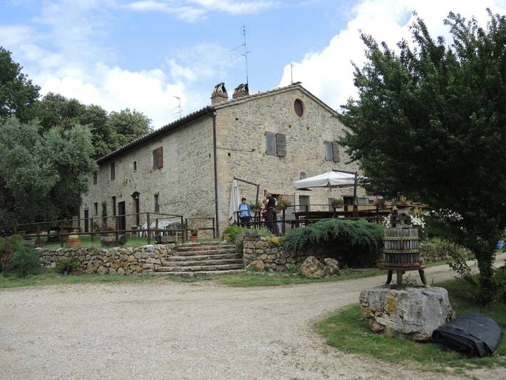 Agriturismo per 3 persone, con Giardino e Piscina nonché Panorama a Corciano