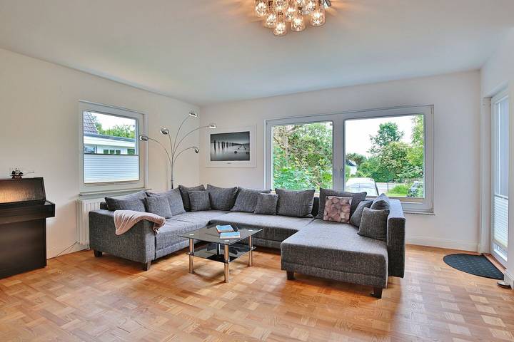 Ferienwohnung für 4 Personen, mit Terrasse und Garten sowie Sauna in Haffkrug