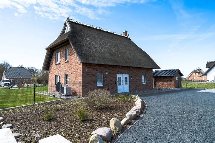 Ferienhaus für 8 Personen, mit Terrasse und Garten sowie Sauna und Ausblick in Poseritz
