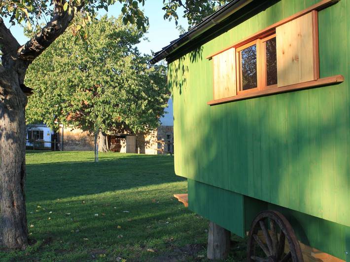 Ferienhaus für 3 Personen, mit Terrasse und Garten in Borna