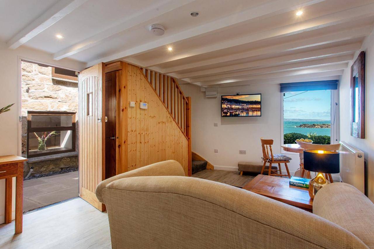 Bijou Bolthole in Mousehole, Cornwall