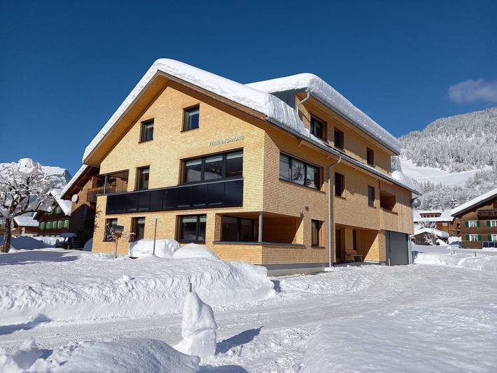 Chalet für 9 Personen, mit Ausblick und Balkon, kinderfreundlich im Bregenzerwald