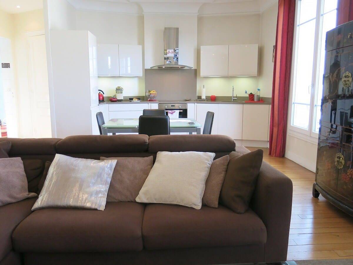 Appartement entier, Appartement Les Lilas très proche métro Citycosy in Les Lilas, Seine-Saint-Denis