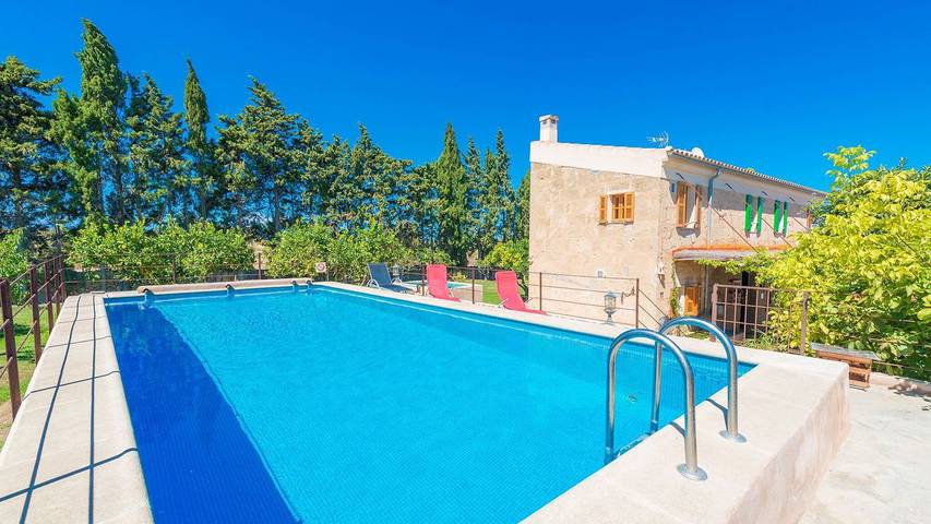 Finca für 5 Personen, mit Pool und Garten in Maria de la Salut