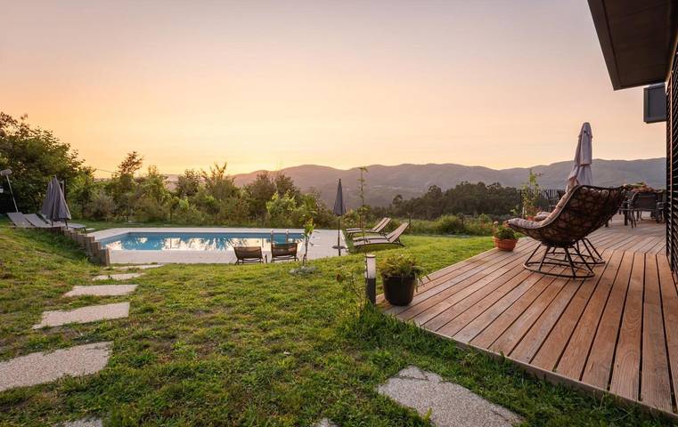 Casa rural para 4 personas, con Balcón además de Jacuzzi y Jardín en Distrito de Braga - 3
