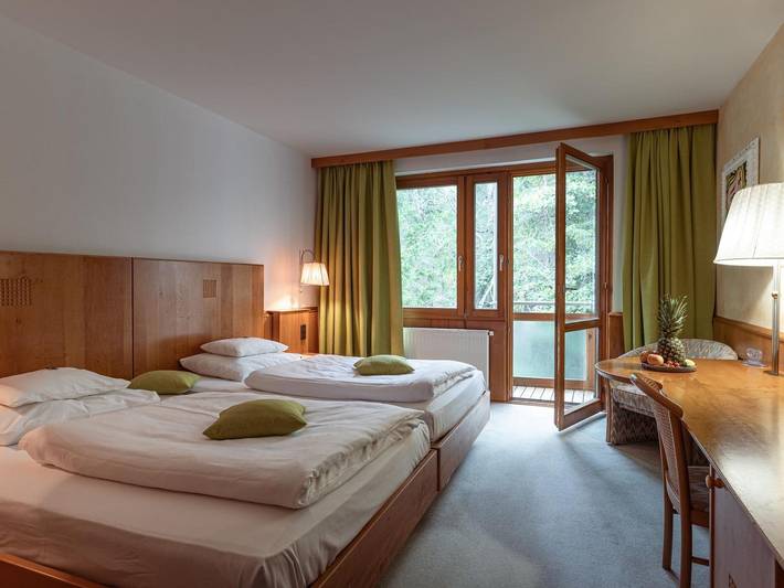 Hotel Restaurant Südrast Dreiländereck - Doppelzimmer in Karawanken und Bachergebirge, Marktgemeinde Arnoldstein