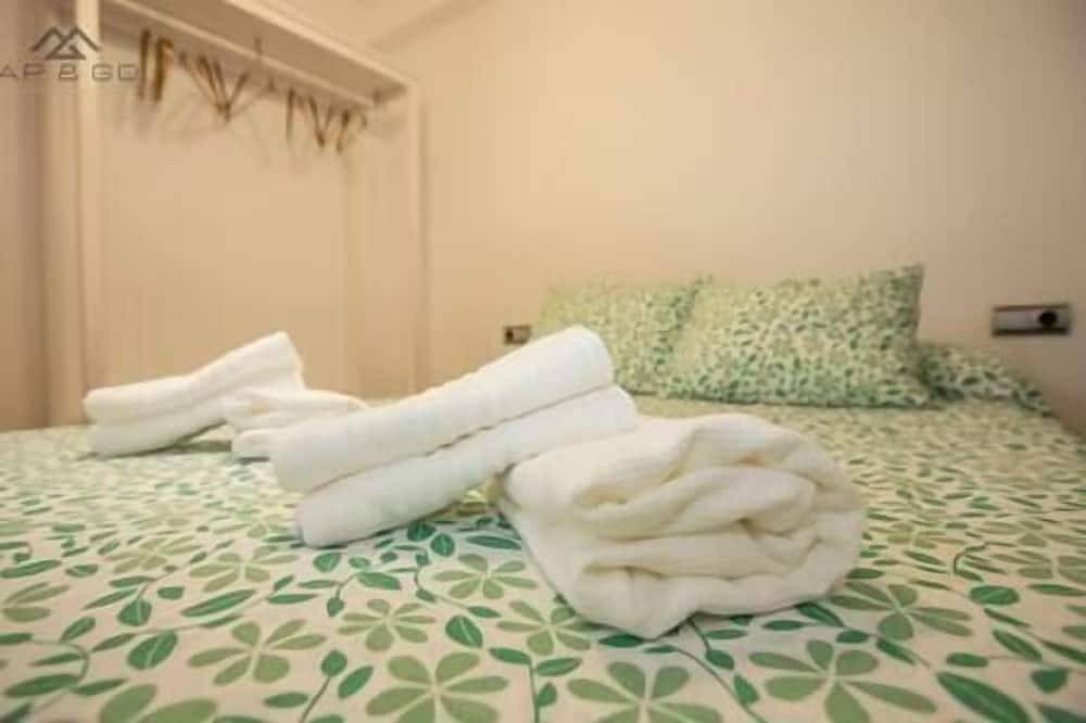 Castillo Beachfront Seaviews in La Herradura, Almuñecar