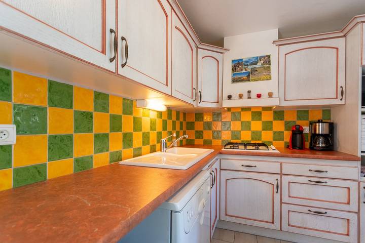 Apartamento entero, Apartamento 'Aramits Pirineos Bearneses' con terraza privada, jardín compartido y Wi-Fi in Aramits, Béarn