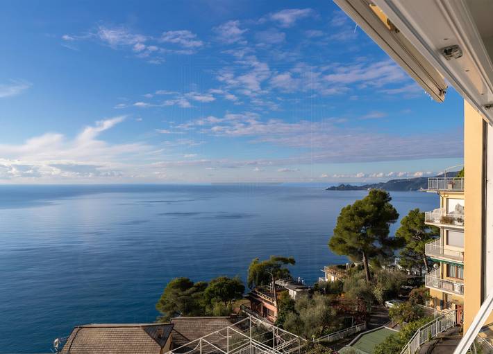 Appartamento intero, "Ocean Blue" un gioiello con Vista mare impareggiabile, posto auto privato, aria condizionata in Sant'Andrea di Rovereto, Chiavari