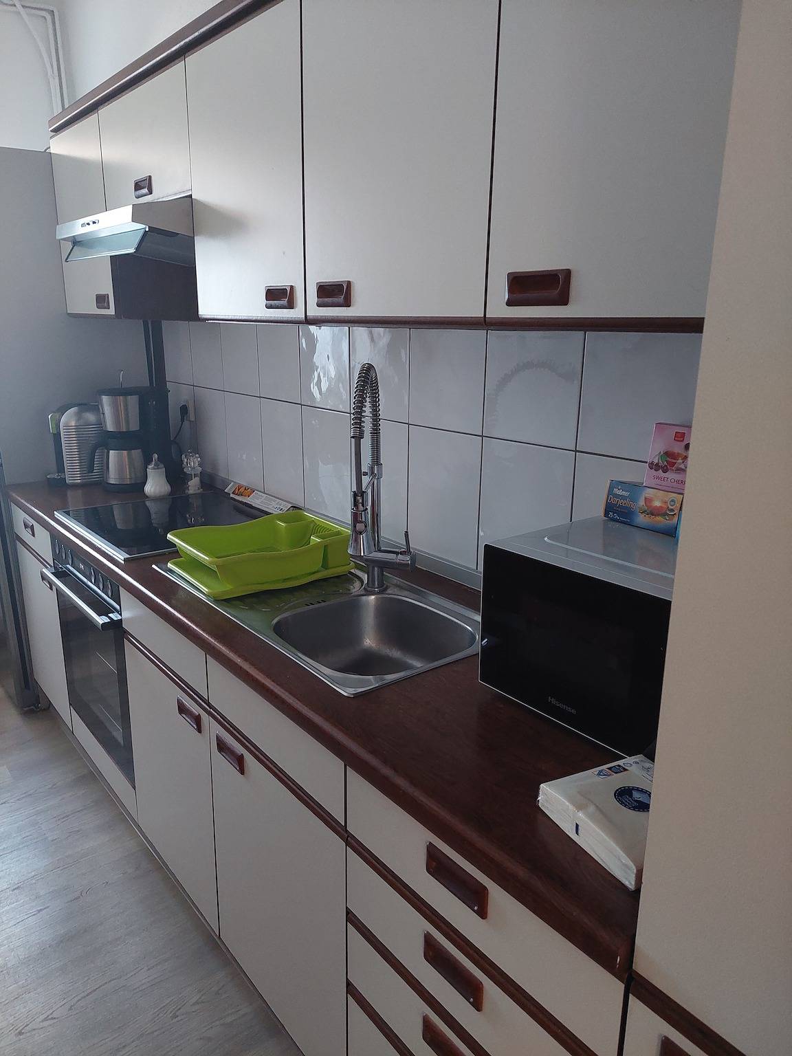 Ganze Wohnung, Ferienwohnung "Tapas Restaurante 1" mit Gemeinschaftsterrasse und Wlan in Viersen, Niederrhein