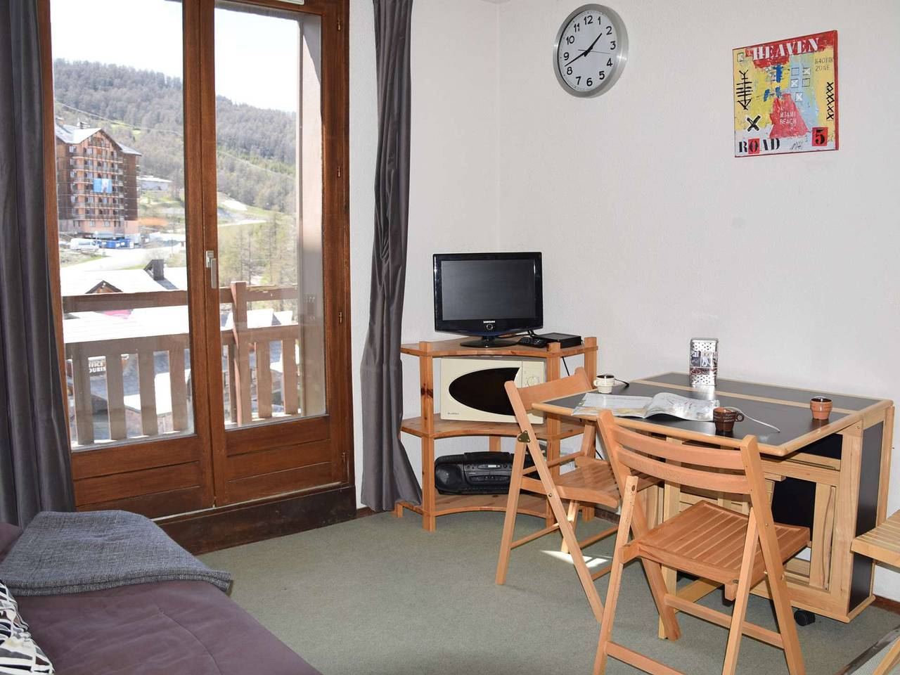 Appartement entier, Appartement cosy à Risoul 1850 - 4 couchages, proche remontées mécaniques et commerces in Station de Risoul, Risoul
