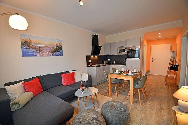 Appartement entier, Ferienwohnung mit Wasserblick, 2 Schlafzimmer, nur 60m zum Wasser, Wlan in Dranske, Région de Rügen