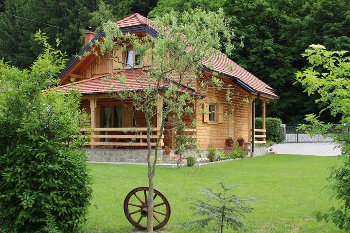 Ferienhaus für 5 Personen, mit Terrasse und Garten sowie Ausblick