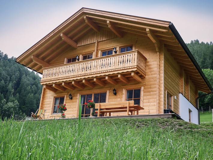 Ferienhaus für 6 Personen, mit Balkon und Terrasse sowie Garten in Heiligenblut