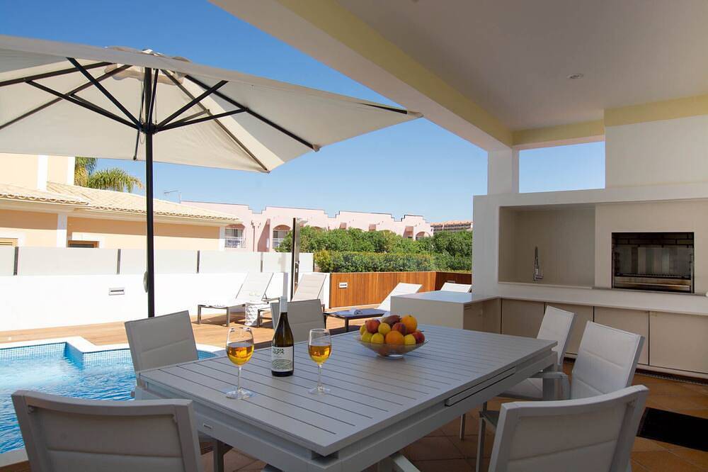 Casa vacanza a Guia a partire da 931€ a notte