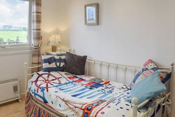 Cottage for 4 People in Bacton, Norfolk, Photo 2