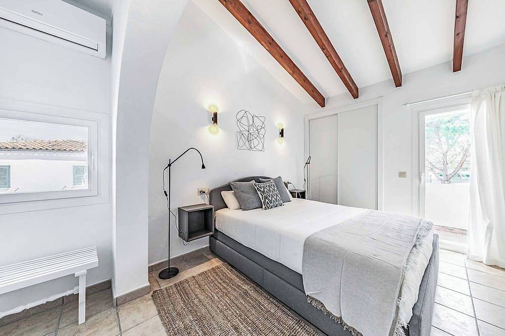 Villa Monsy 2 - Tres Habitaciones Villa, Capacidad 5 in Puerto de Pollensa, Pollença