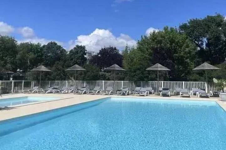 Camping pour 4 personnes à Royan