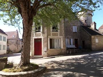 Gîte pour 6 personnes, avec vue à Asquins