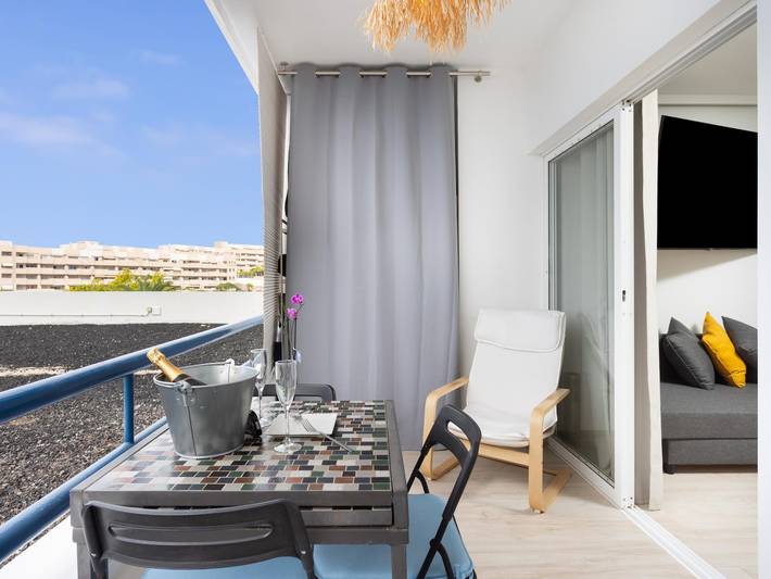 Gîte pour 3 personnes, avec vue sur l’océan et bassin pour enfant ainsi que piscine et balcon, adapté aux familles dans Playa Paraíso - 3