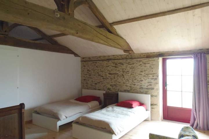 Gîte pour 8 personnes, avec terrasse et jardin, animaux acceptés à Falleron - 4