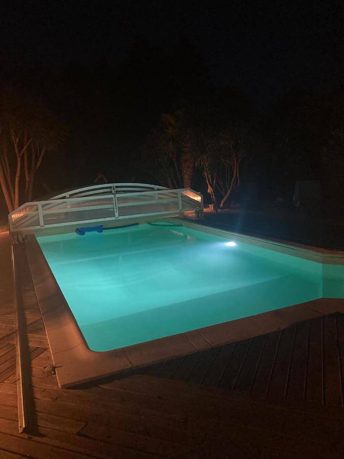 Location de vacances pour 14 personnes, avec jardin ainsi que piscine et vue à Heugas - 2