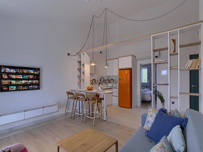 Ferienhaus für 6 Personen, mit Pool und Balkon, kinderfreundlich