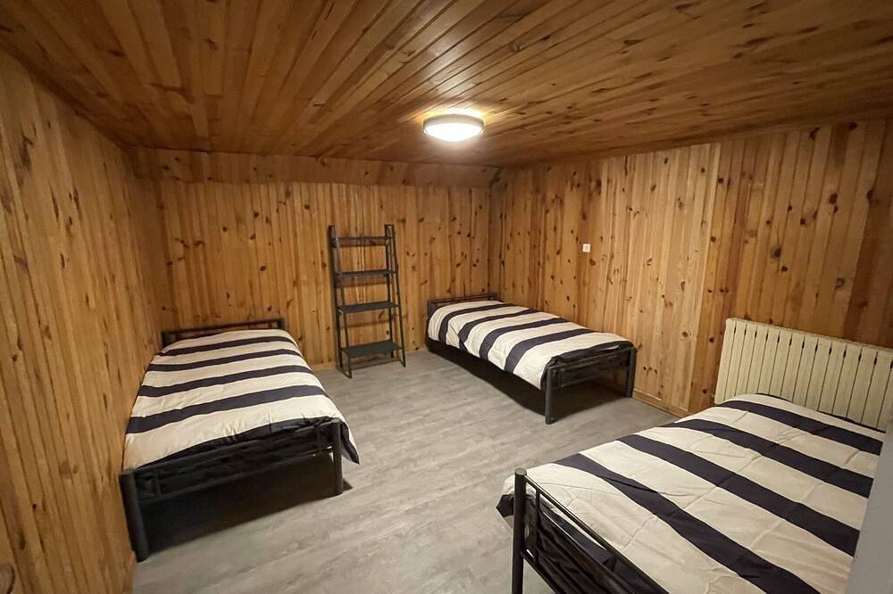 Maison 21 couchages, piscine intérieure chauffée, Padel a 3mn, 1h de paris in Belleu, Aisne