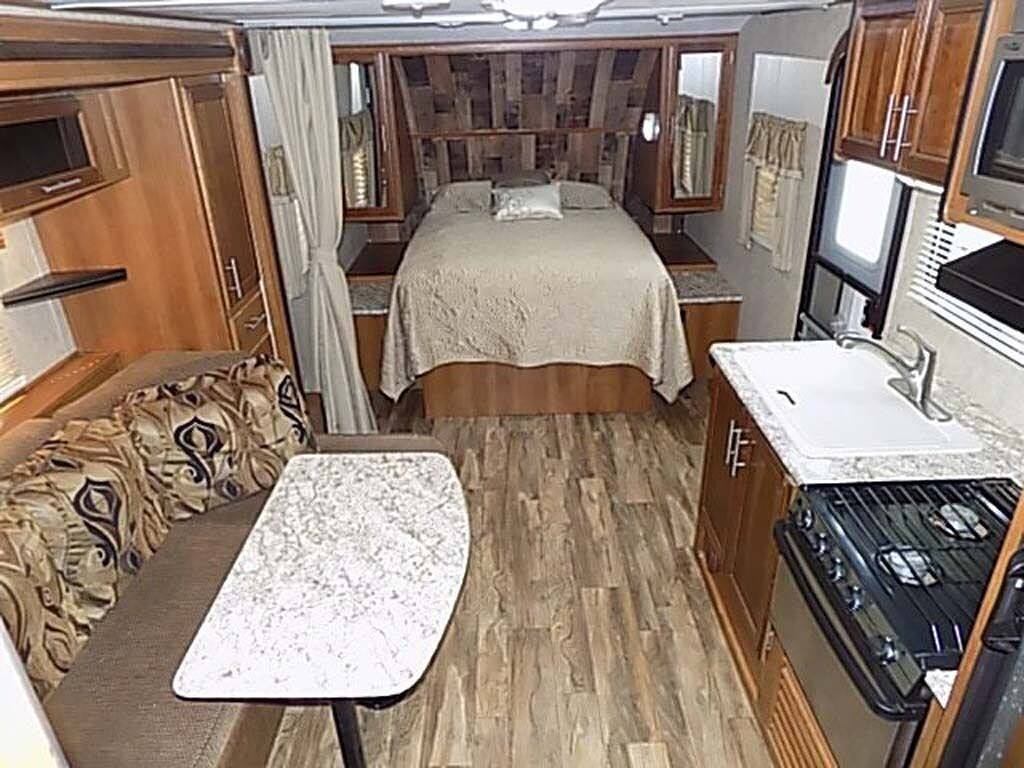 Caravan for 2 People in Florida, USA
