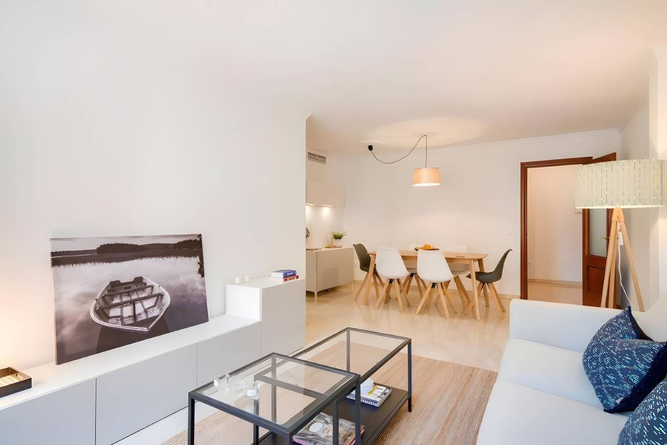 Apartamento entero, Encantador y espacioso apartamento de 4 habitaciones con balcones en el centro histórico, ubicación inmejorable in Málaga Centro, Málaga