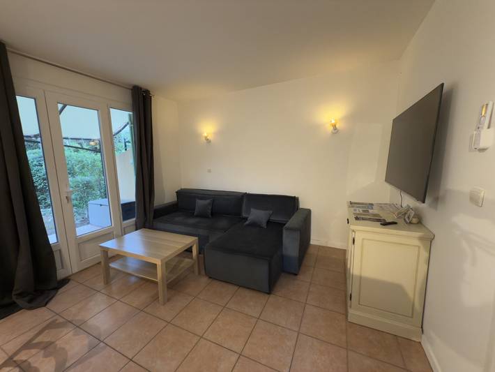 Location de vacances pour 4 personnes, avec piscine ainsi que terrasse et jardin à Mallemort - 4