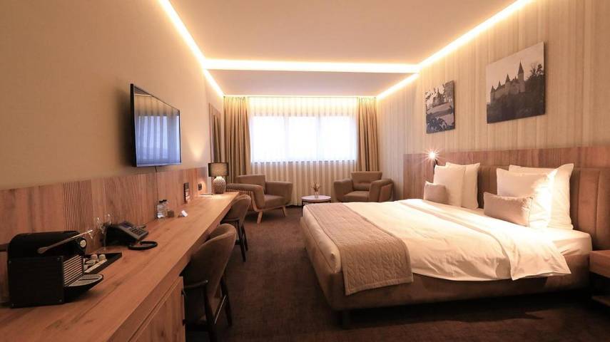 Hotel para 4 personas, con terraza - 1