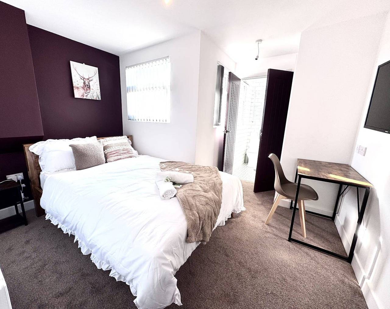 Housesleeps10-5Bed- Citystay-Parking-Tv in Derby, East Midlands