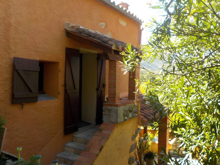Gîte. Casa de vacaciones «Le Mas» con vistas a la montaña, Wi-Fi y aire acondicionado in Arles-sur-Tech, Región Céret