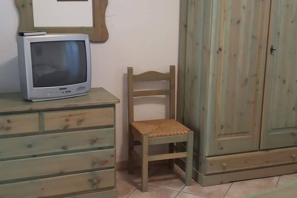 Pula Mare Villa mit privatem Zugang Lvl Meer. in Porto Columbu, Sarroch