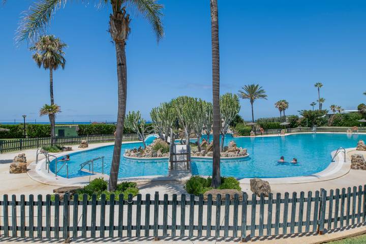 Gîte pour 5 personnes, avec jardin et bassin pour enfant, adapté aux familles à Tarifa - 2