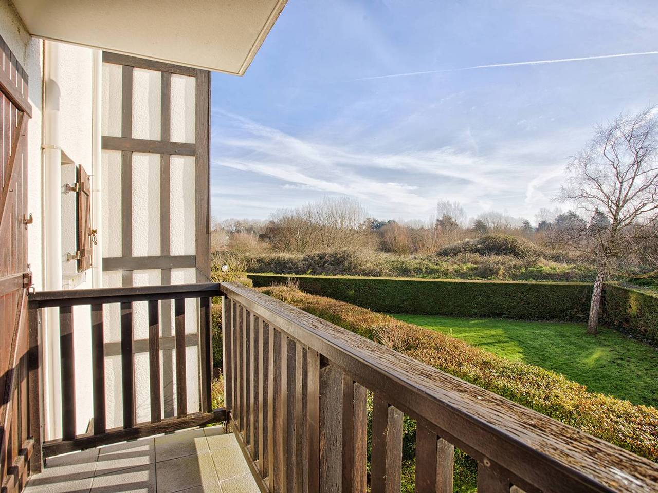 Studio entier, Studio confortable à 300 m de la plage avec parking privé in Varaville, Région de Caen