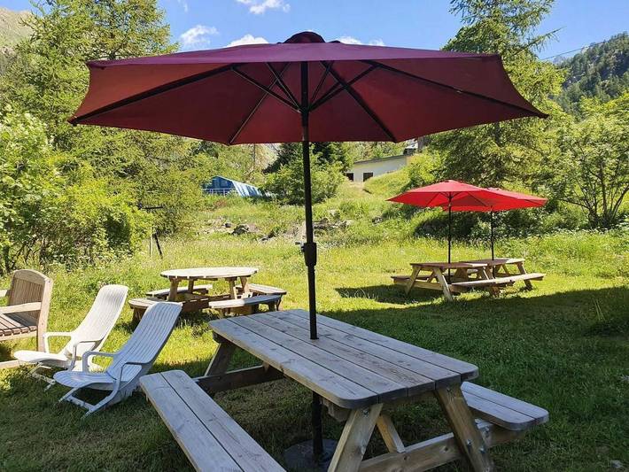 Gîte pour 2 personnes, avec jardin ainsi que terrasse et vue, animaux acceptés