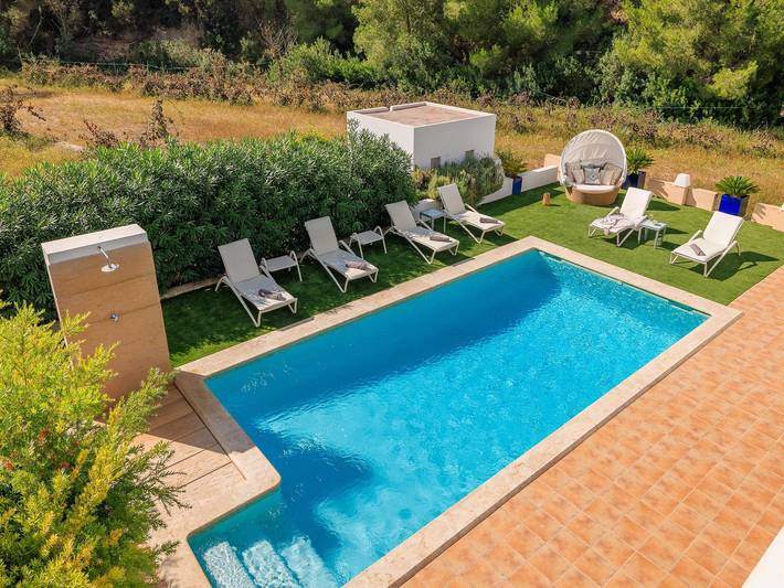 Chalet para 7 personas, con jardín además de piscina y terraza, Familias con niños en Ibiza - 2