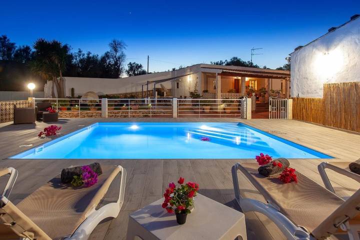 Casa rural para 12 personas, con Terraza y Jardín además de Piscina y Vistas en San Rafael de Sa Creu